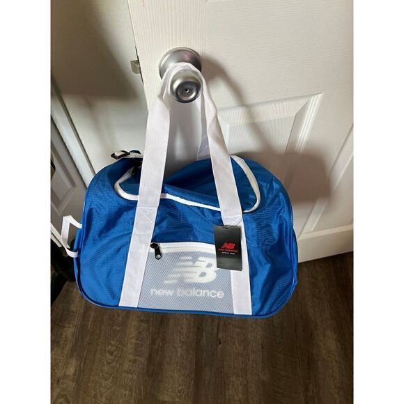 New‎ Balance Core Performance Small Duffel Bag - Picture 2 of 4